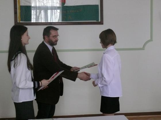 Prózamondó verseny