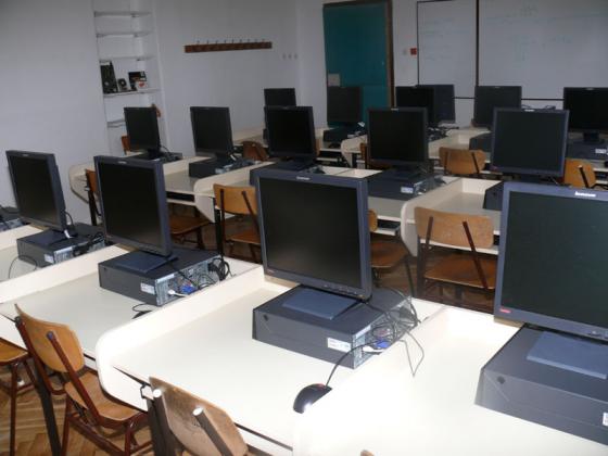 Tagintézmény - számítástechnika I.