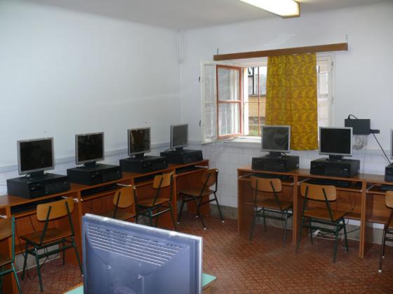 Tagintézmény - számítástechnika IV.